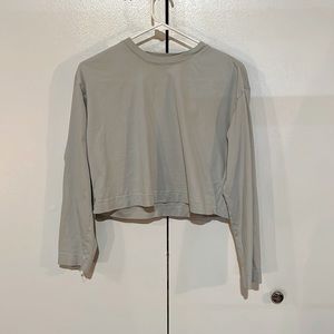 Everlane The Organic Cotton Cropped Long-Sleeve Crew size small